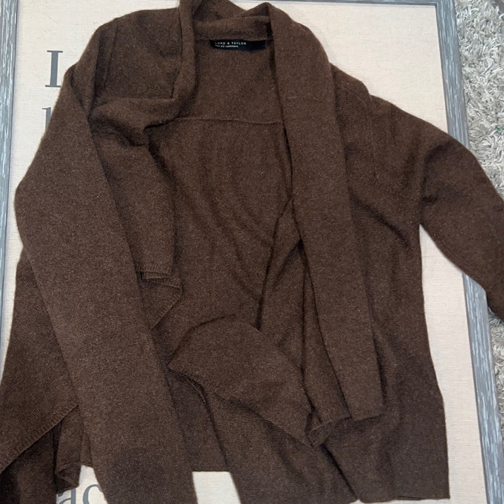 Cashmere Lord and Taylor cardigan 🤎